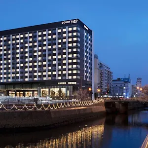 Courtyard By Marriott Hotel