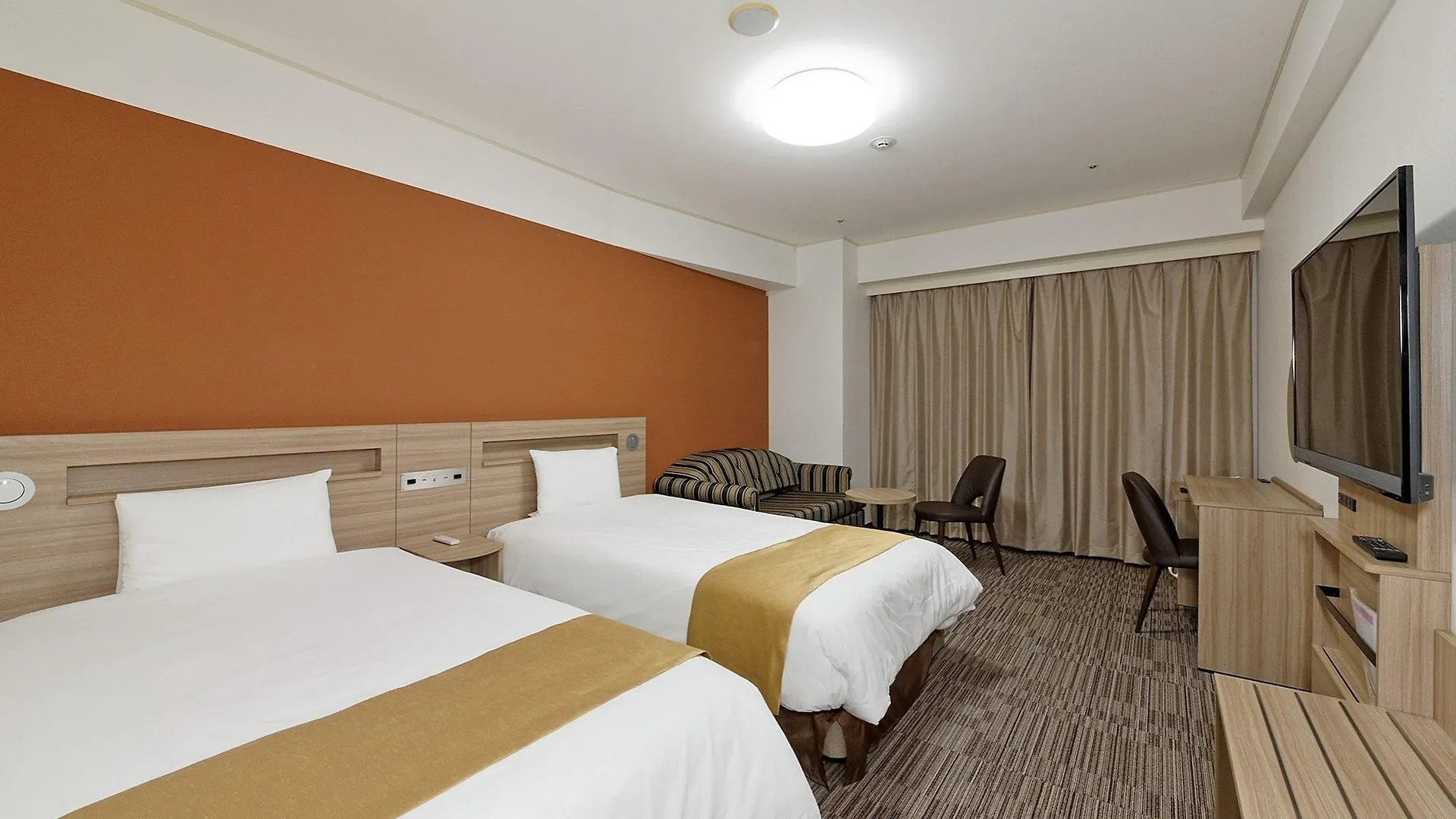 Hotel Sunroute Sopra Kobe 3*,  Japan